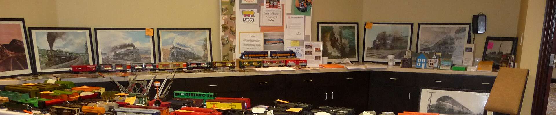 Click to show or hide the buttons